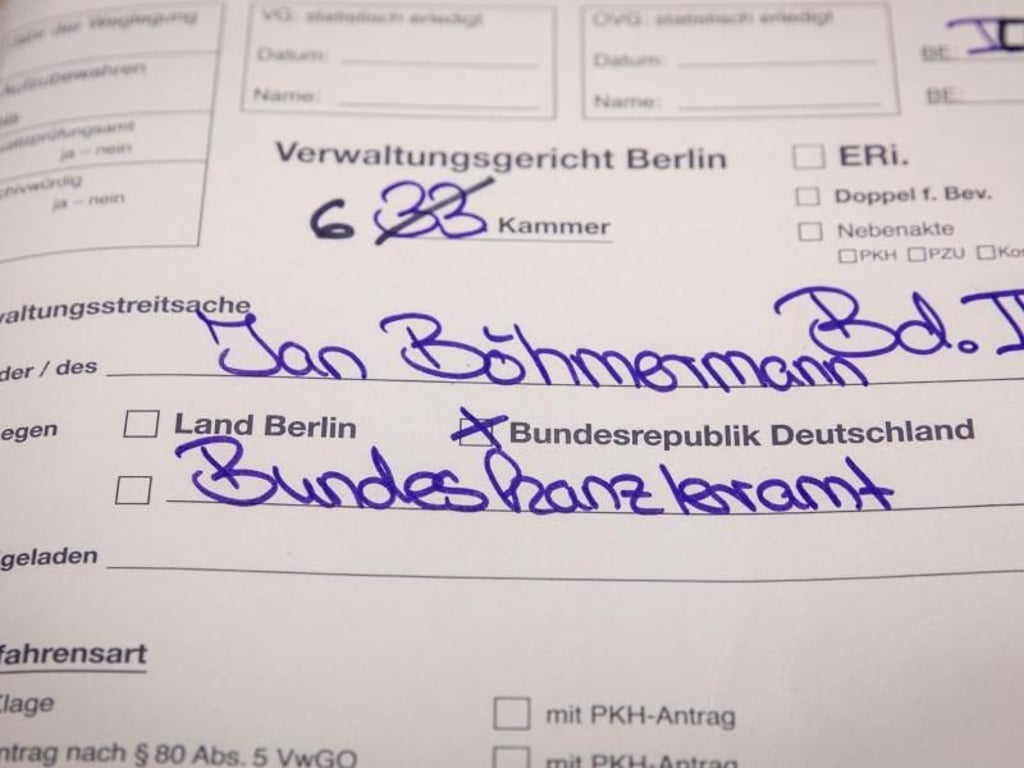 Das Verwaltungsgericht Berlin verhandelte über die Klage des Satirikers Jan Böhmermann gegen Bundeskanzlerin Angela Merkel. Foto: Kay Nietfeld