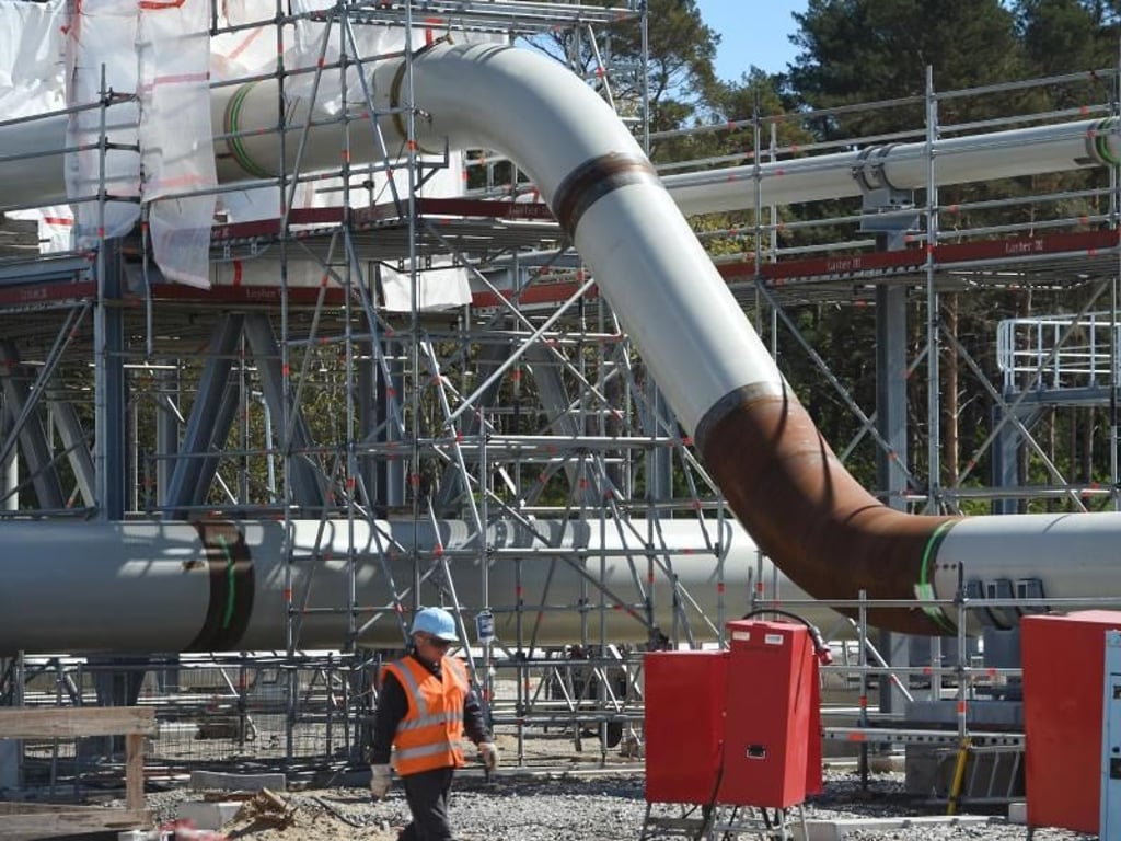 Durch die Pipeline soll zum Jahresende das erste russische Erdgas strömen. Bislang ist die Hälfte der Leitungen verlegt. Foto: Stefan Sauer