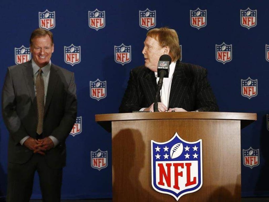 Die klare Mehrheit der Team-Eigentümer der NFL hat dem Antrag der Oakland Raiders zum Umzug nach Las Vegas zugestimmt. Foto: Ross D. Franklin