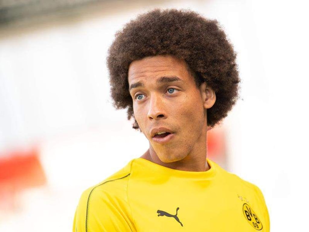 Dortmunds Axel Witsel steht im ersten Bundesliga-Spiel direkt in der ersten Startelf. Foto: Marius Becker