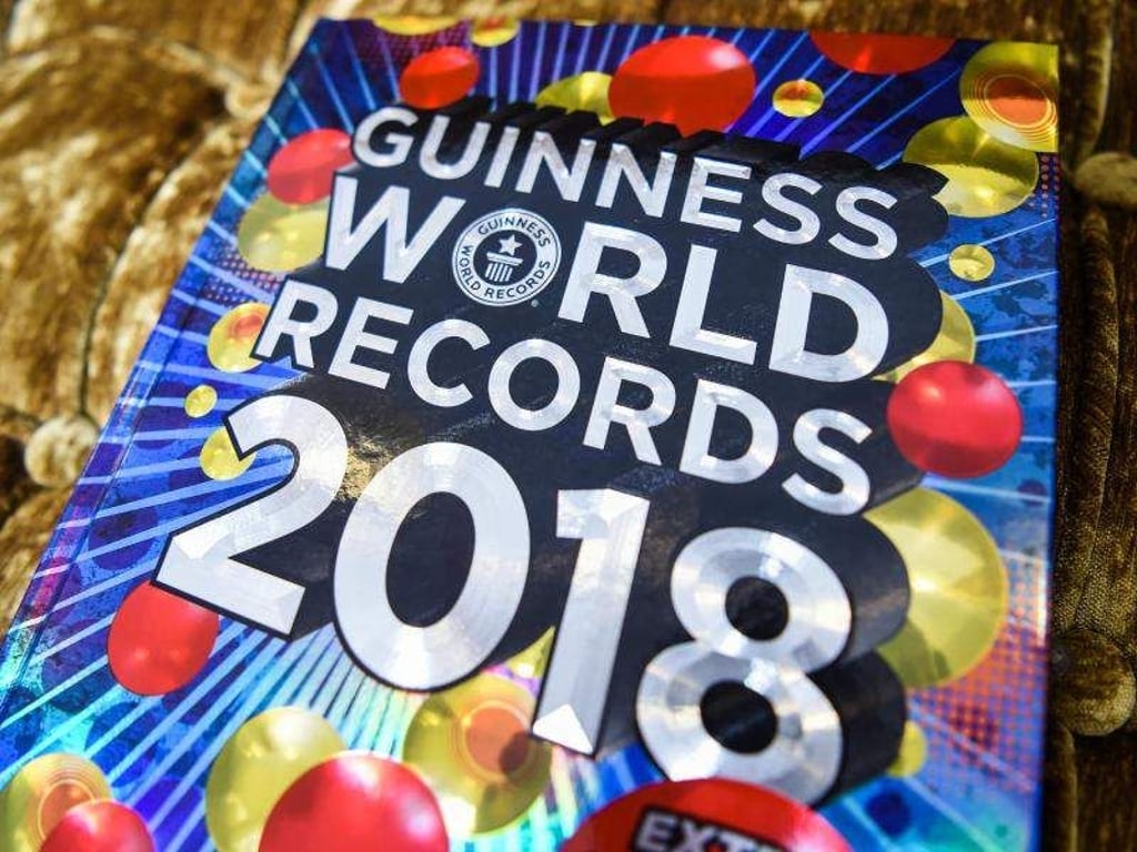 Die deutsche Ausgabe des Guinness-World-Records Buchs ist erschienen. Foto: Christophe Gateau