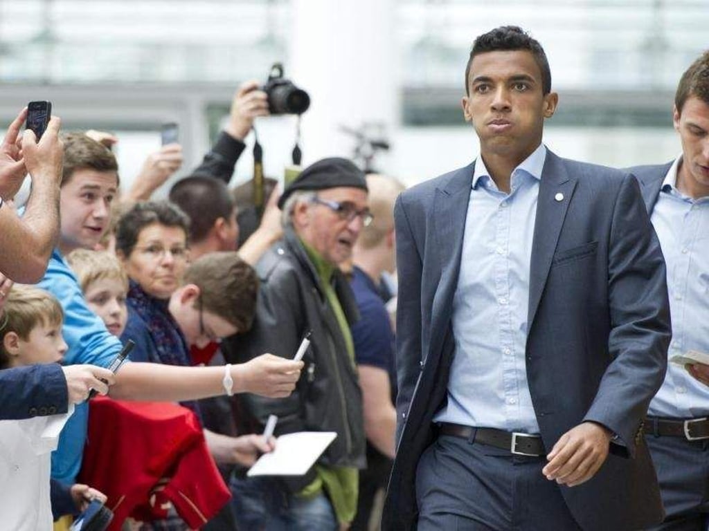 Der Berater von Luiz Gustavo dementierte eine Einigung mit dem VfL Wolfsburg. Foto: Lukas Barth