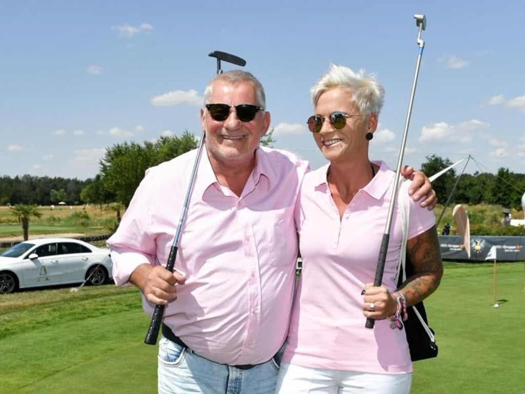 Partner-Look: Heinz Hoenig und seine Frau Annika Kärsten-Hoenig. Foto: Jens Kalaene