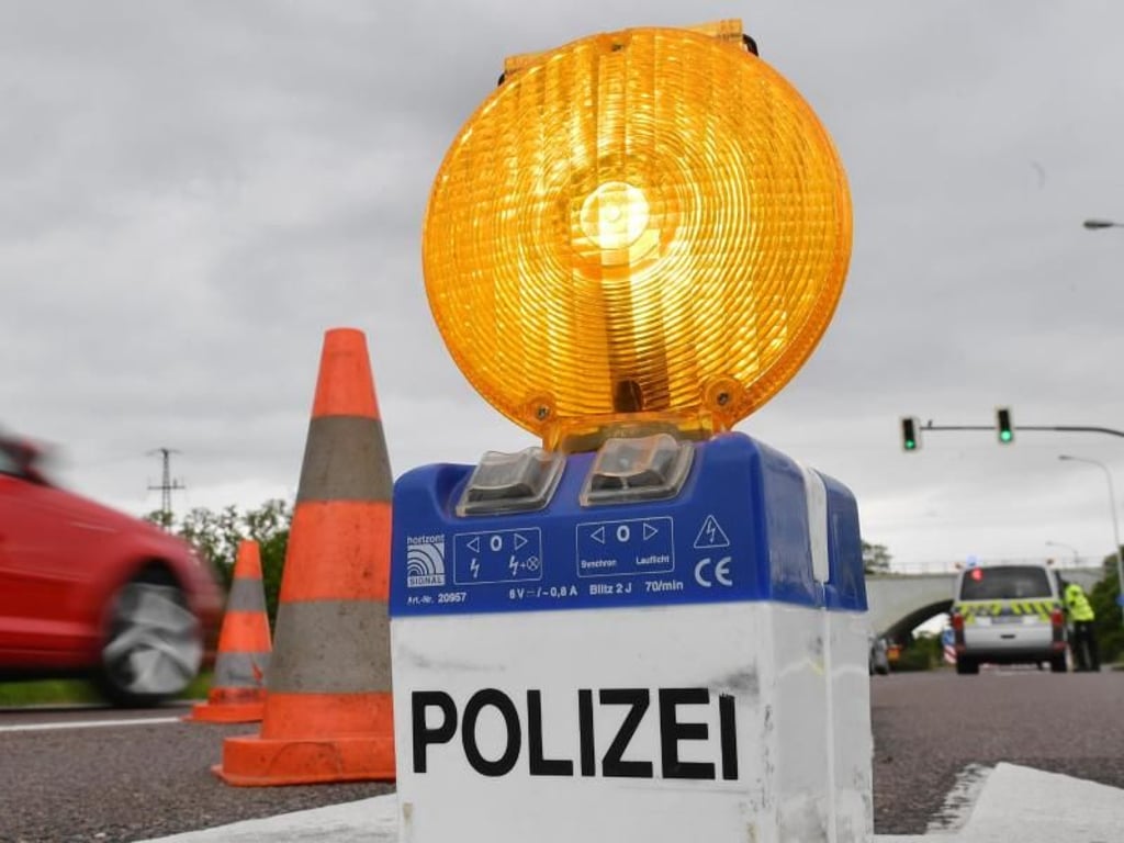 In den ersten fünf Monaten 2019 hatte die Polizei rund 1,07 Millionen Straßenverkehrsunfälle erfasst. Foto: Hendrik Schmidt