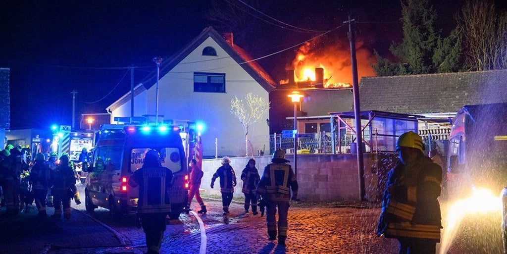 Bei einem Brand eines Einfamilienhauses in Großgestewitz kam ein Mann ums Leben.