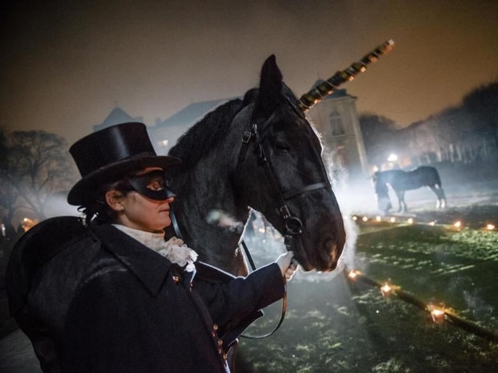 Der «Grand Bal Christian Dior» war DIE Party der Modewoche in Paris. Foto: Zacharie Scheurer