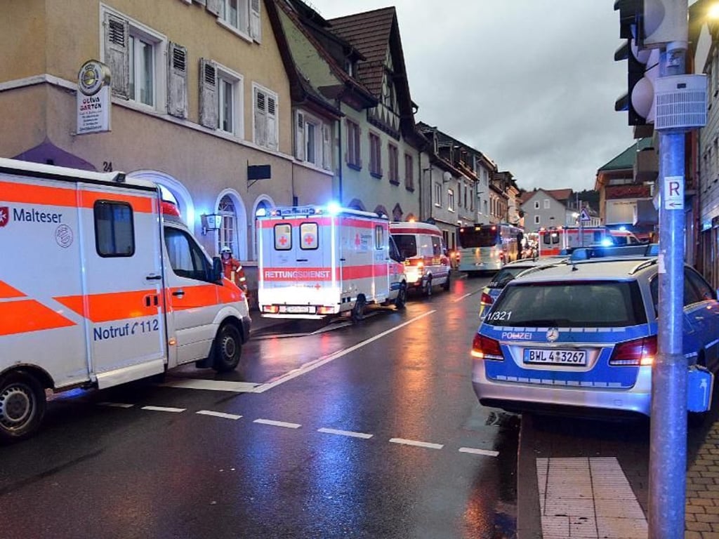 Die Verletzten wurden in Krankenhäuser in Mannheim und Ludwigshafen und auch nach Gießen im benachbarten Hessen gebracht. Foto: Rene Priebe