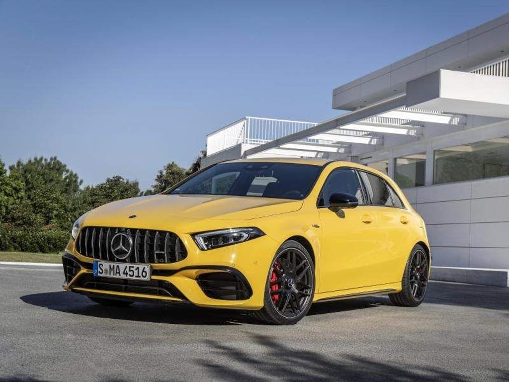Der Mercedes-AMG A45 ist mit bis zu 421 PS der leistungsstärkste Neuzugang im Kompaktsegment. Foto: Daimler AG