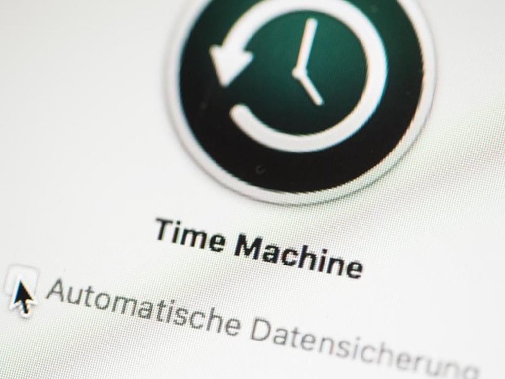 Es lohnt sich das in macOS integrierte Backup-Programm Time Machine zu nutzen. Im Falle eines Datenverlusts - etwa durch Viren - ist man so auf der sicheren Seite. Foto: Robert Günther