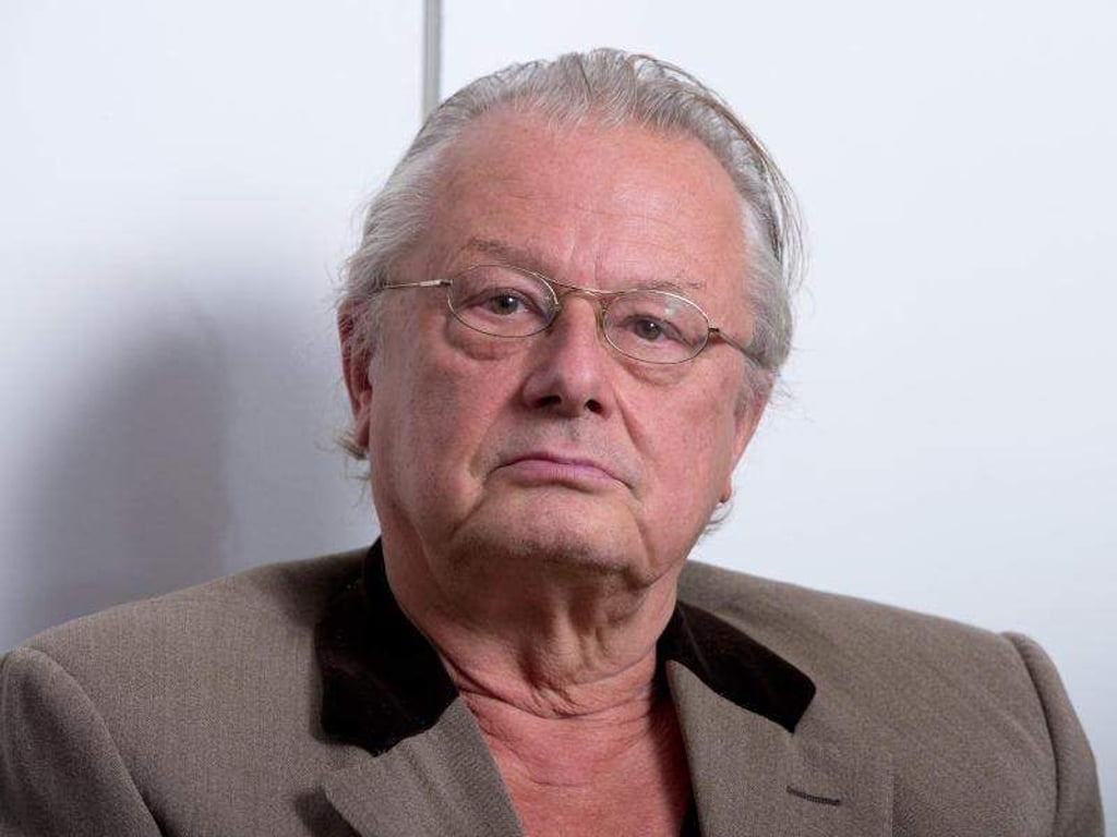 Der Regie-Berserker fordert dem Publikum einiges ab. Foto: Bernd Weissbrod