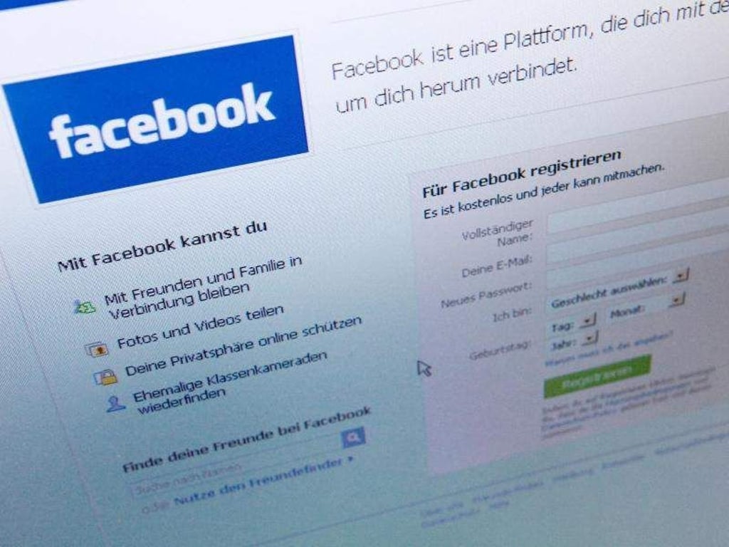 Facebook wurde vom Datenskandal um Cambridge Analytica erschüttert und stand zudem im Mittelpunkt der Debatten um gefälschte Nachrichten und russische Propaganda. Foto: Lukas Barth