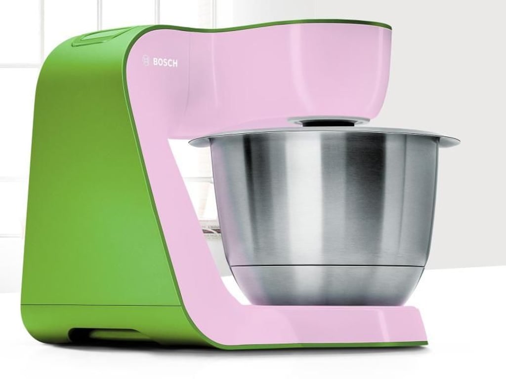 Genug rosa? Die Küchenmaschine MUM 5 von Bosch lässt sich nun online individuell gestalten. Foto: Bosch