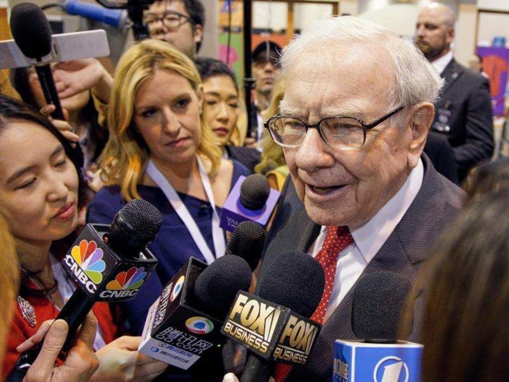 Staranleger Warren Buffett hat beim jährlichen Aktionärstreffen seiner Investmentgesellschaft Berkshire Hathaway Zahlen präsentiert. Foto: Nati Harnik/AP