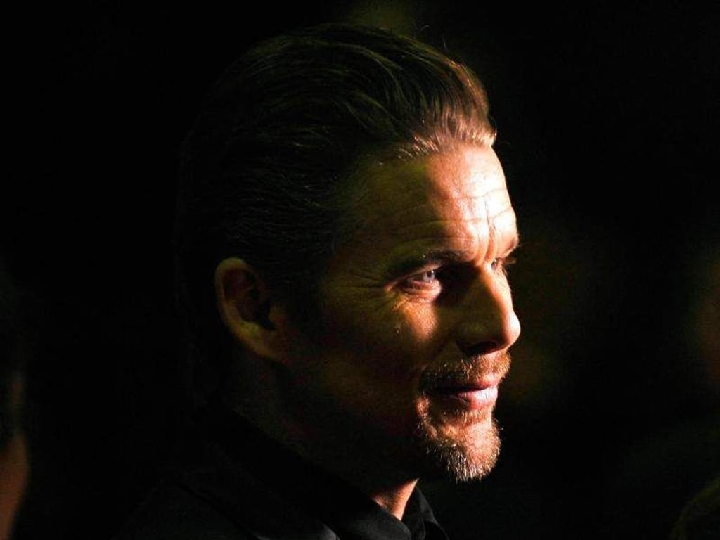 Der US-Schauspieler Ethan Hawke ist wieder einmal unter die Schriftsteller gegangen. Foto: Warren Toda