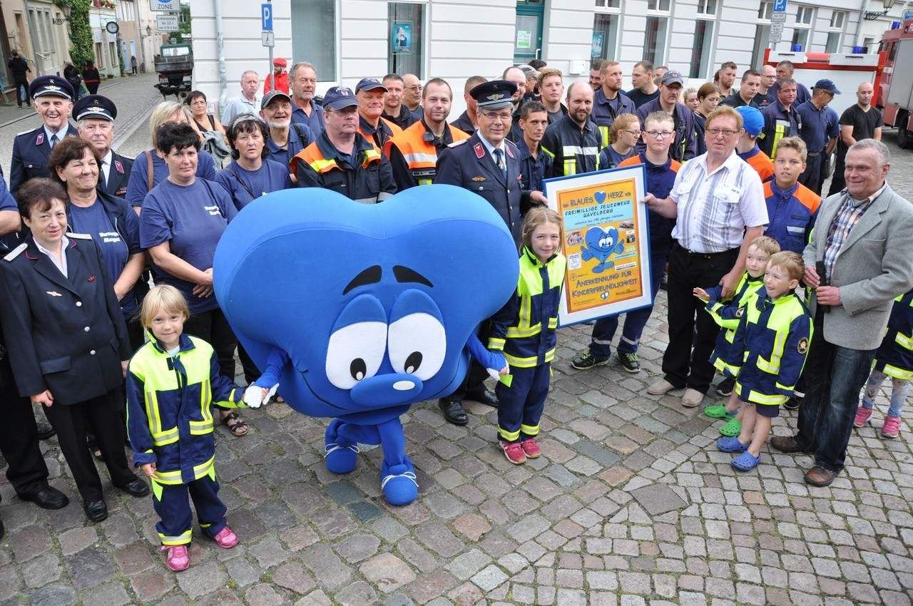 Kameraden erhalten Auszeichnung