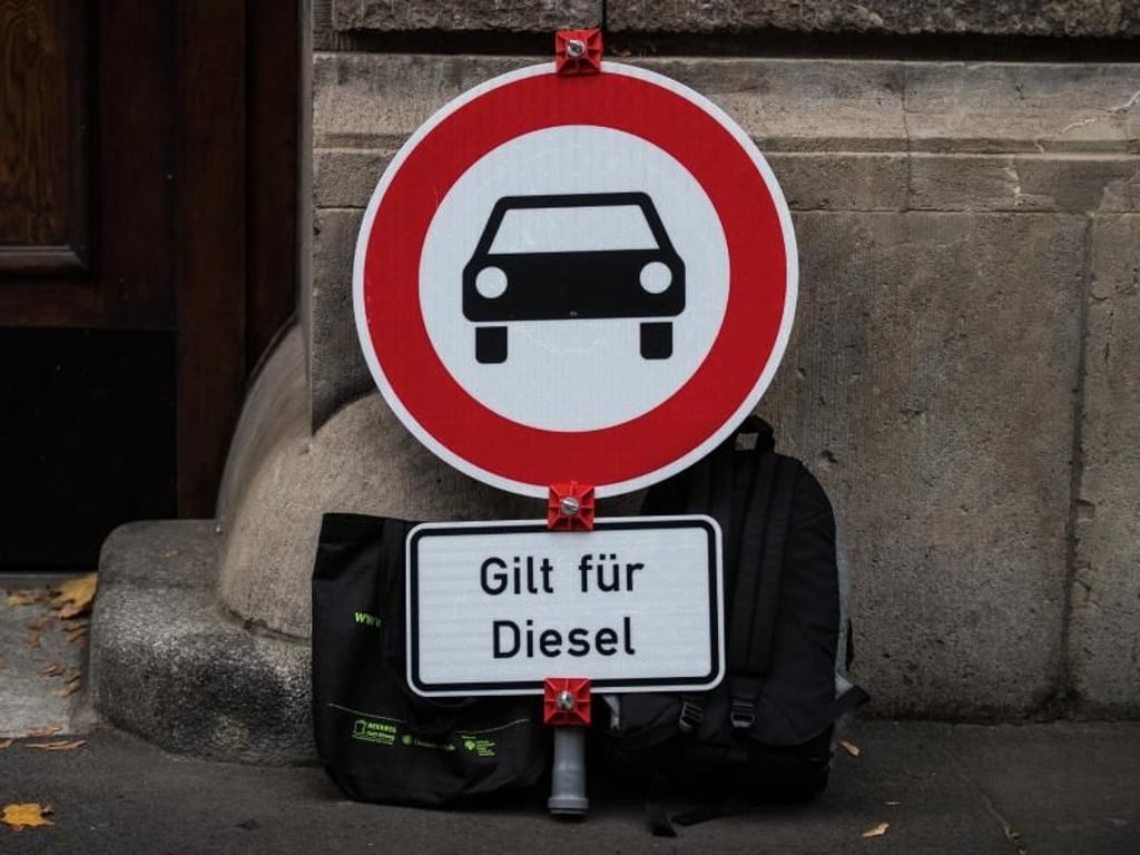 Vor dem Oberverwaltungsgericht Münster geht es um Diesel-Fahrverbote in Köln. Foto: Andreas Arnold
