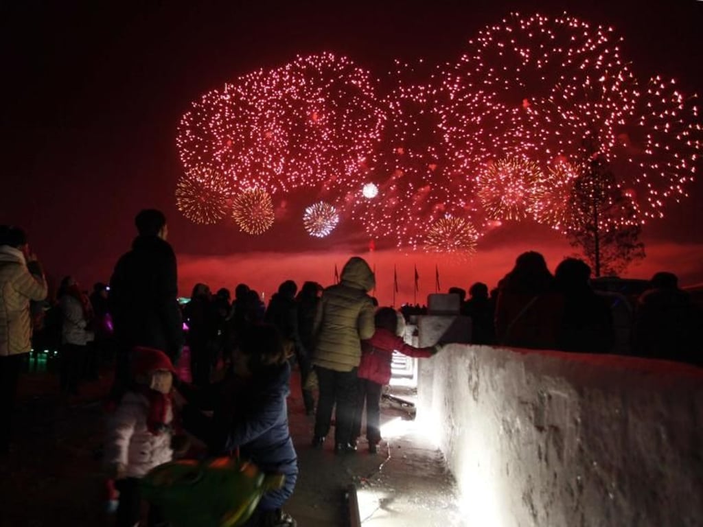 In Pjöngjang (Nordkorea) wird das neue Jahr mit einem Feuerwerk begrüßt. Foto: Jon Chol Jin