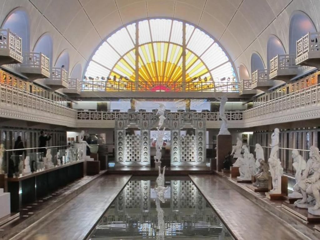 Nicht weit von Lille entfernt liegt ein ehemaliges Schwimmbad, das heute ein Museum ist: das «La Piscine». Foto: Sabine Glaubitz