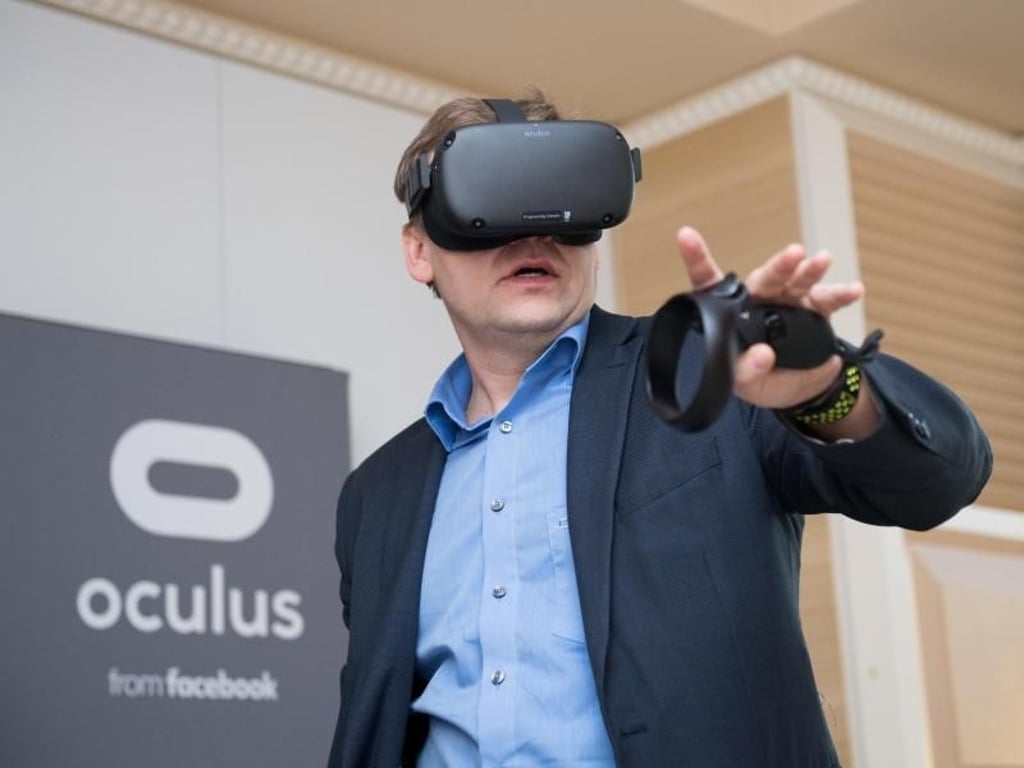 Die Virtual-Reality-Brille Oculus Quest hat einen Qualcomm-Prozessor Snapdragon 835 eingebaut. Foto: Andrea Warnecke