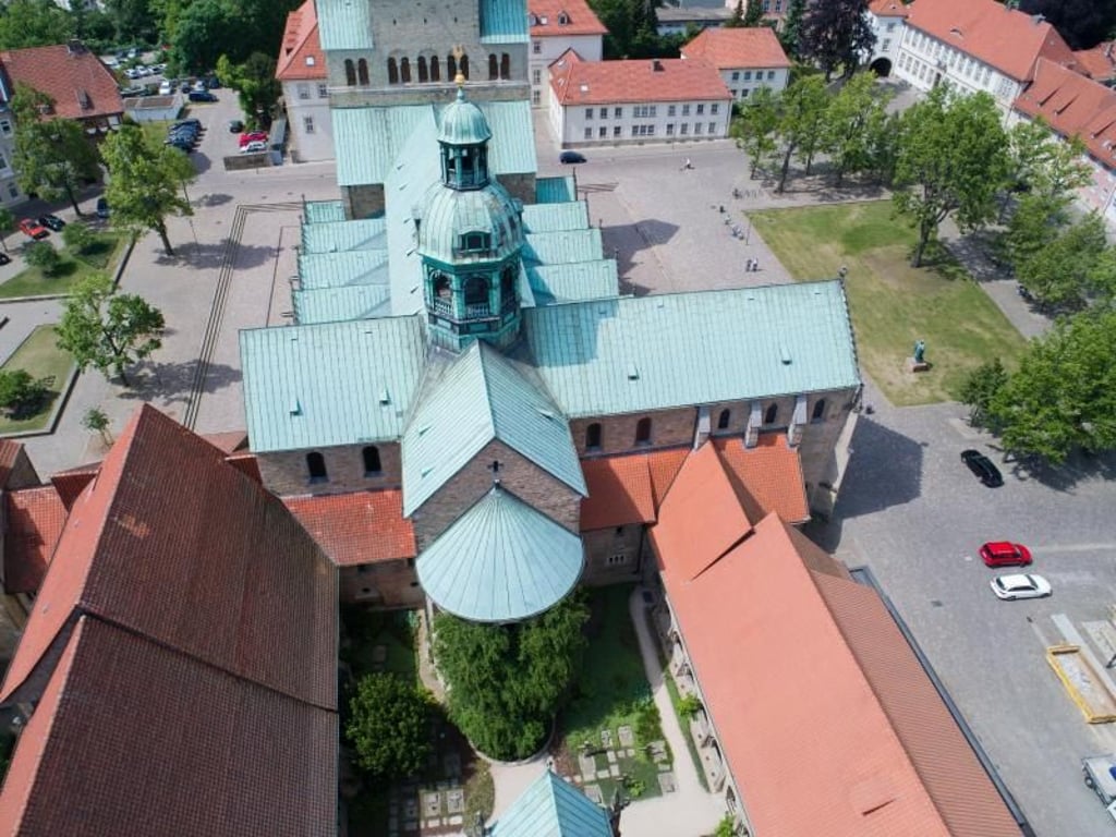 Der Hildesheimer Dom. Foto: Julian Stratenschulte