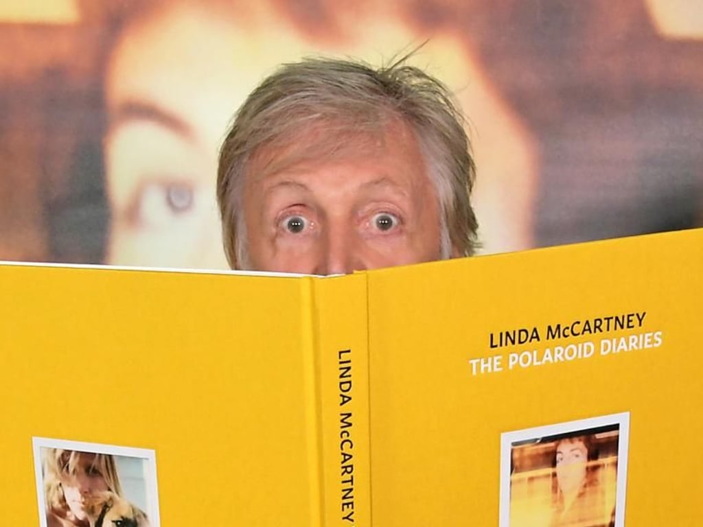 Sir Paul McCartney im Victoria and Albert Museum. Foto: Dave Benett