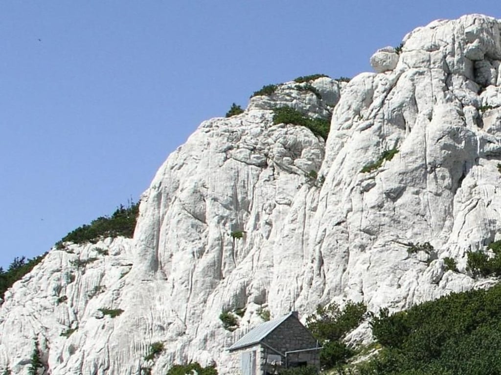 An der Rossis-Hütte machen viele Wanderer kehrt. Sie verpassen damit jedoch einen besonders schönen Teil des Weges. Foto: Croatian Mountaineering Association