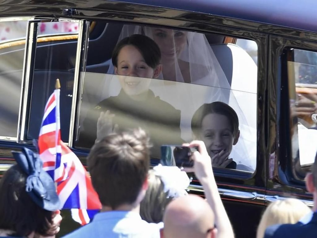 Die beiden Pagen John und Brian Mulroney kommen mit Meghan Markle zur Trauung. Foto: Toby Melville/PA Wire