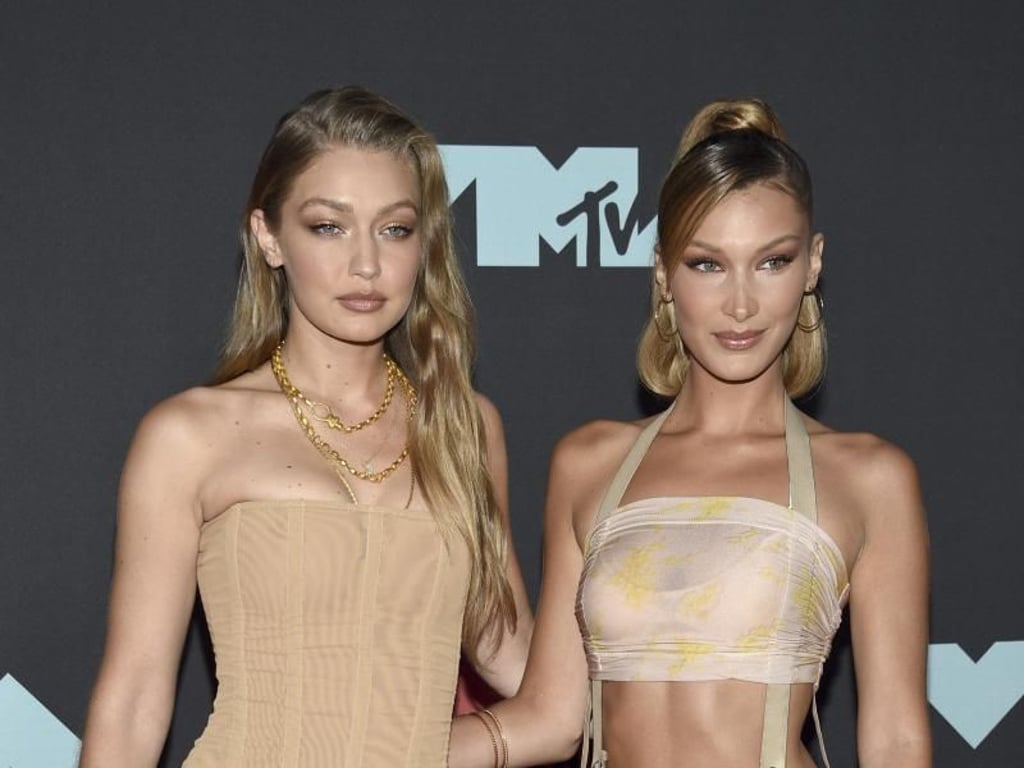Geballte Model-Power bei den MTV Video Music Awards: Gigi und Bella Hadid Ton in Ton. Foto: Evan Agostini/Invision/AP