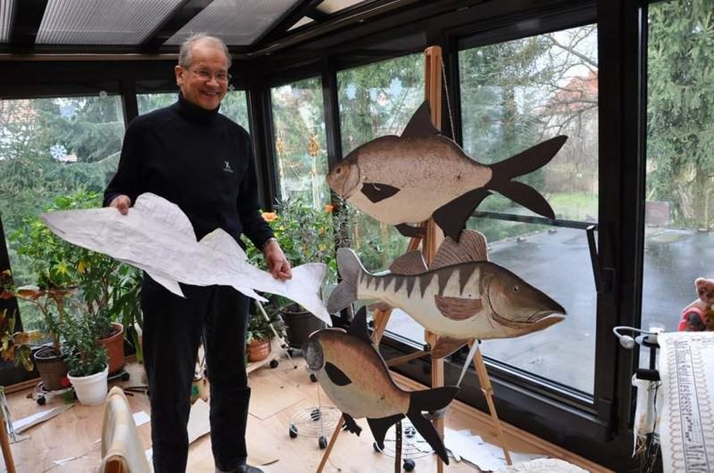 Hans-Jürgen Nisch hat für die Gestaltung des Giebels am Bauhof Havelfische angefertigt.