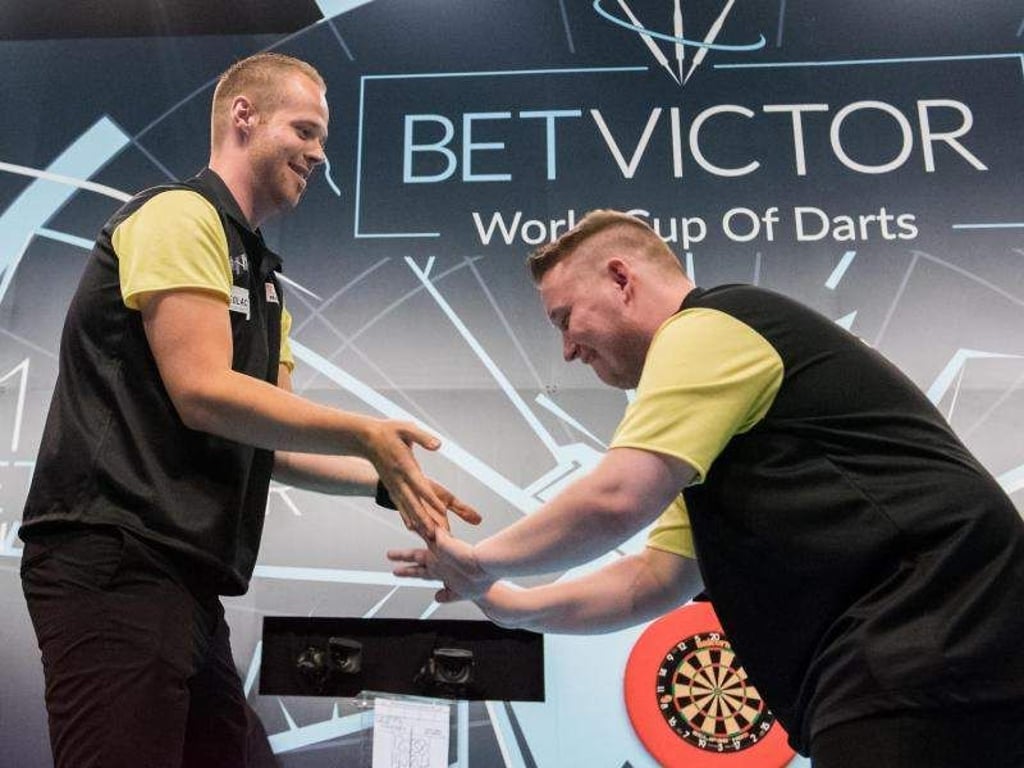 Max Hopp (l) und Martin Schindler hatten gegen Belgien das Nachsehen. Foto: Daniel Bockwoldt