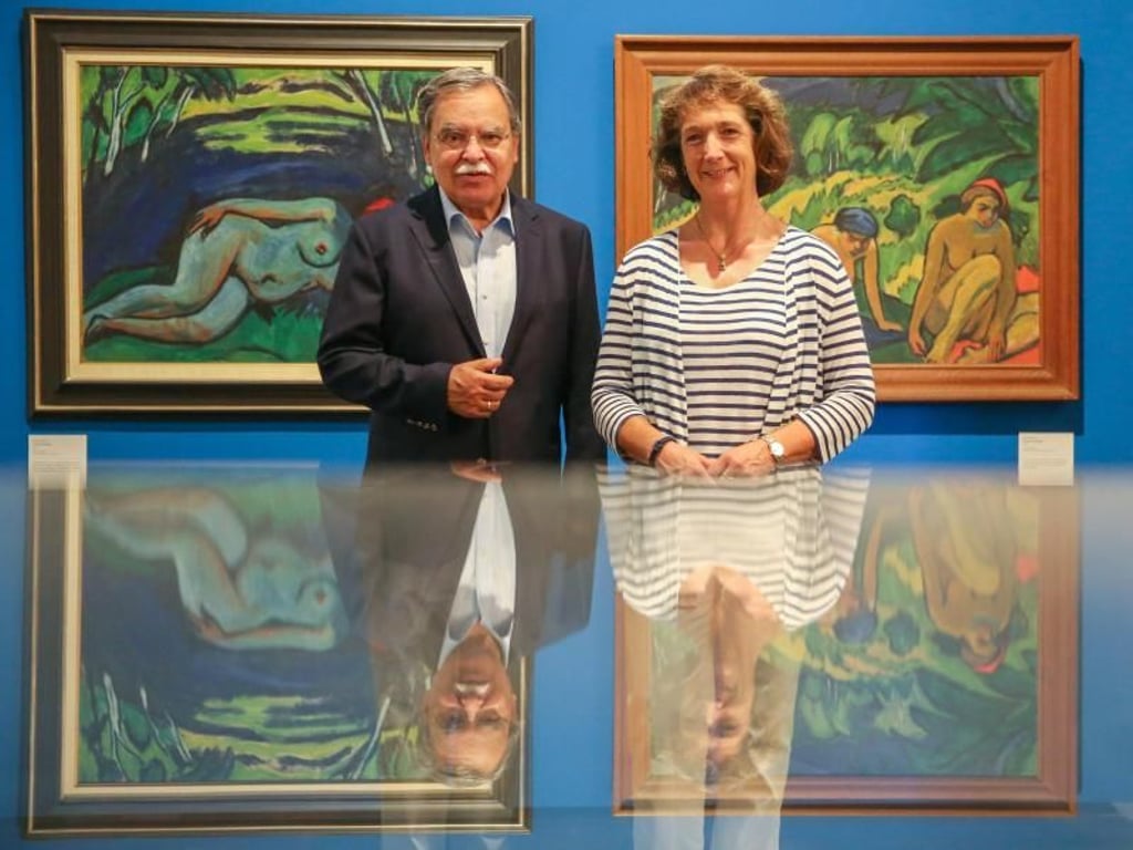 Die Enkel von Max Pechstein, Julia und Alexander, in der neuen Sonderschau der Kunstsammlungen Zwickau. Foto: Jan Woitas