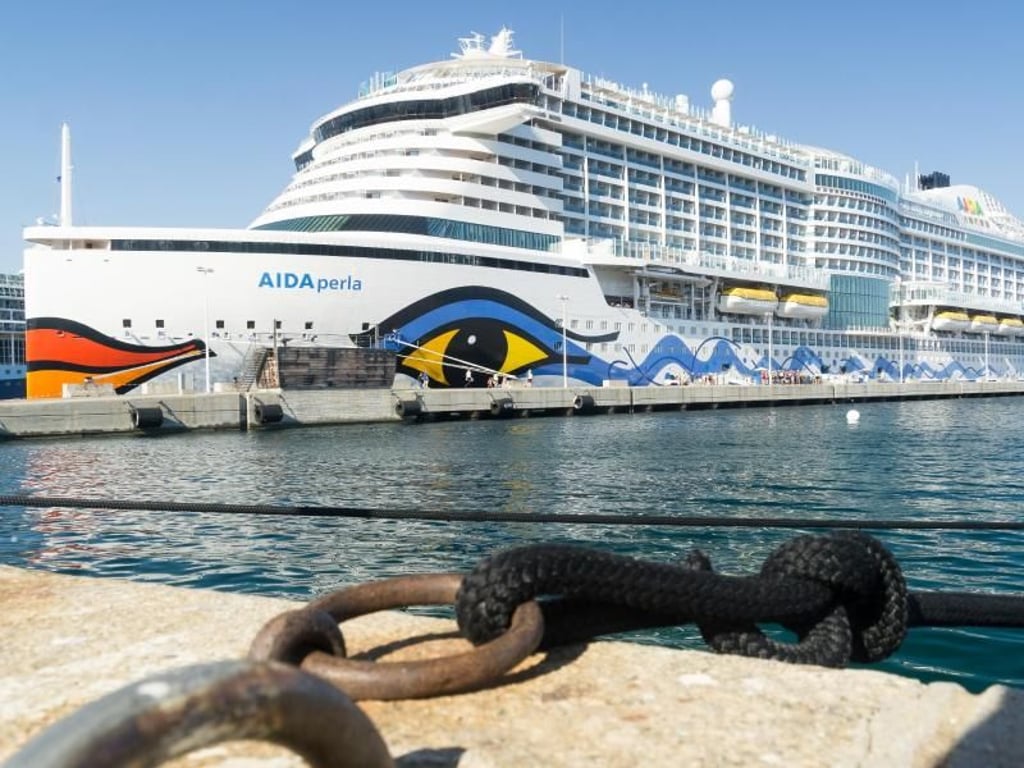 Flaggschiff: Die «Aida Perla» ist aktuell das neueste Schiff der Aida-Flotte. Foto: Philipp Laage