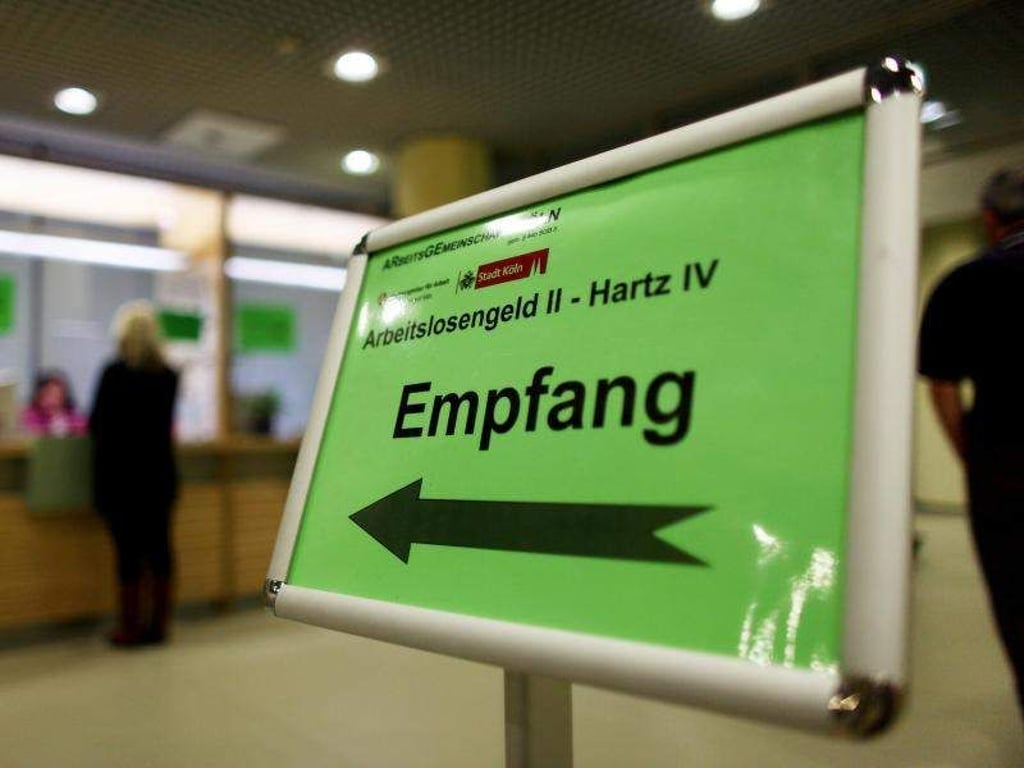 Es gibt rund sechs Millionen Hartz-IV-Bezieher, viele haben noch einen Minijob. Foto: Oliver Berg