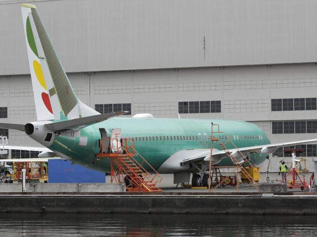 Plötzlich Krisenflieger: Eine Boeing 737 Max 8 vor dem Boeing-Fertigungswerk im US-amerikanischen Renton. Foto: Ted S. Warren/AP