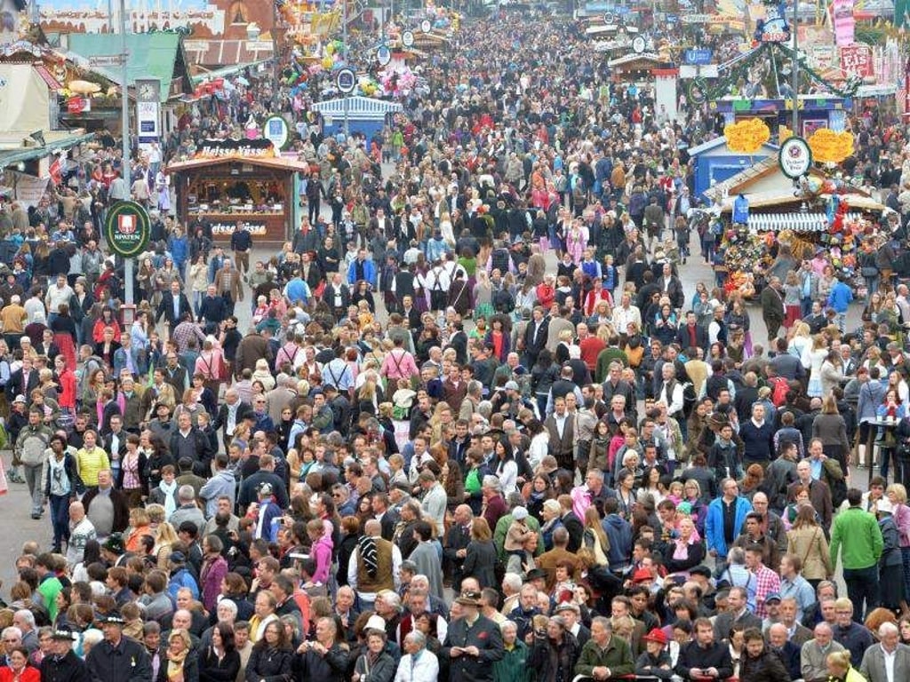 Auch dieses Jahr sollen die Massen beim Münchner Oktoberfest feiern. Foto: Peter Kneffel