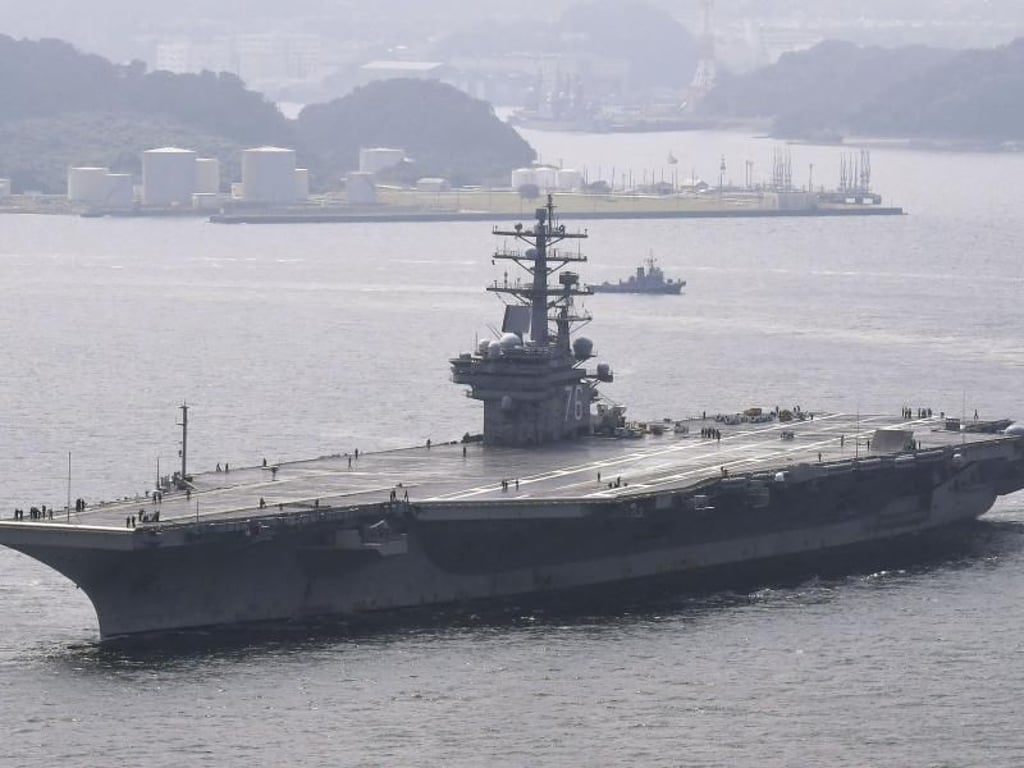 Das Foto aus dem September 2017 zeigt den US-amerikanischen Flugzeugträger USS Ronald Reagan. Foto: Kyodo/Archiv