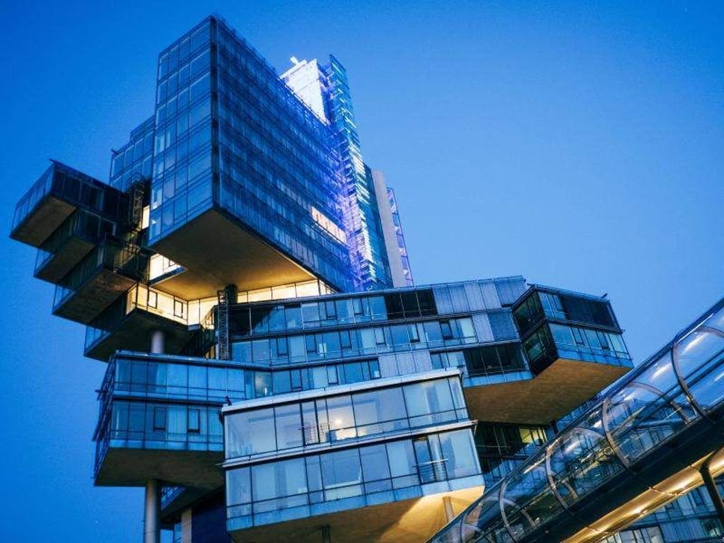 Die Norddeutsche Landesbank NordLB im Abendlicht. Foto: Ole Spata/Archivbild