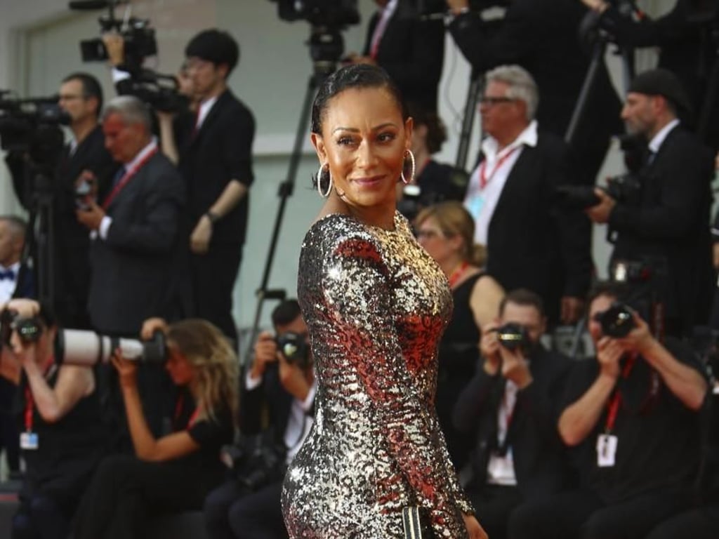 Für die Eröffnungsgala hat sich Mel B natürlich umgezogen. Foto: Joel C Ryan/Invision/AP