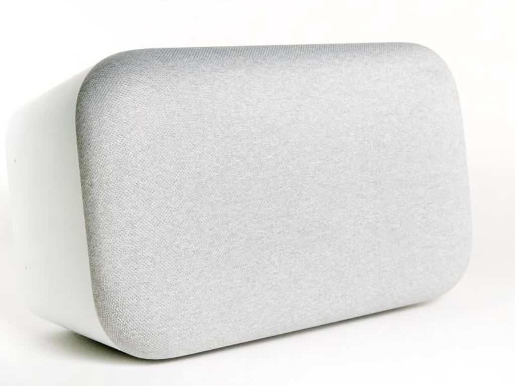 Bumm! Da steckt Bass drin. Der Google Home Max ist Googles smarter Lautsprecher mit Google Assistant und Fokus auf gutem Klang. Foto: Franziska Gabbert