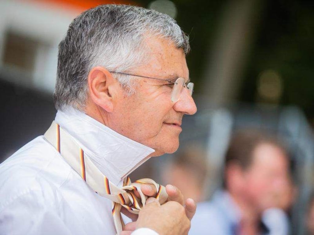 Hofft auf weitere Medaillen in Rotterdam: Reit-Bundestrainer Otto Becker. Foto: Rolf Vennenbernd
