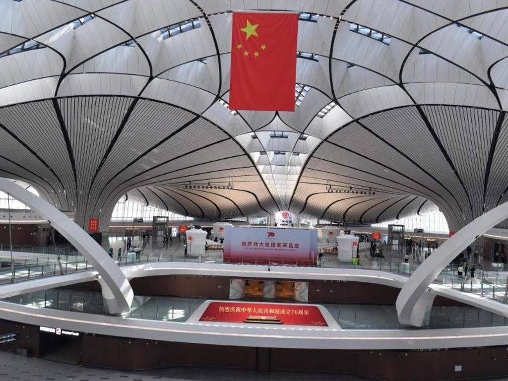 Mit 700.000 Quadratmetern hat der neue Flughafen in Daxing die Fläche von 98 Fußballfeldern. Foto: Hei Jianjun/Imaginechina via ZUMA Press