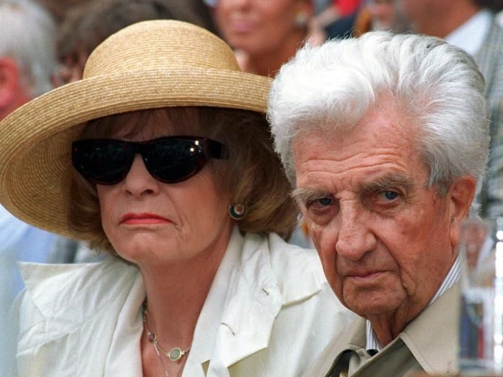 Gabriele und Konrad Henkel 1996 in Düsseldorf (Nordrhein-Westfalen). Foto: Achim Scheidemann