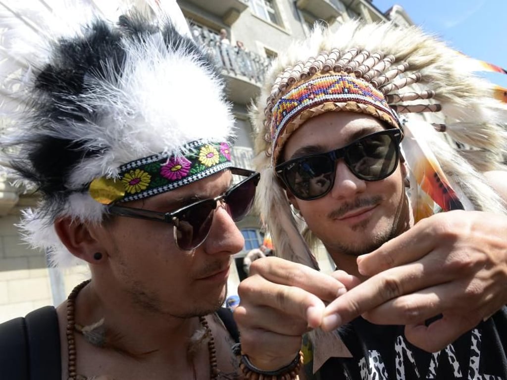 Indianer-Raver in Zürich. Foto: Walter Bieri