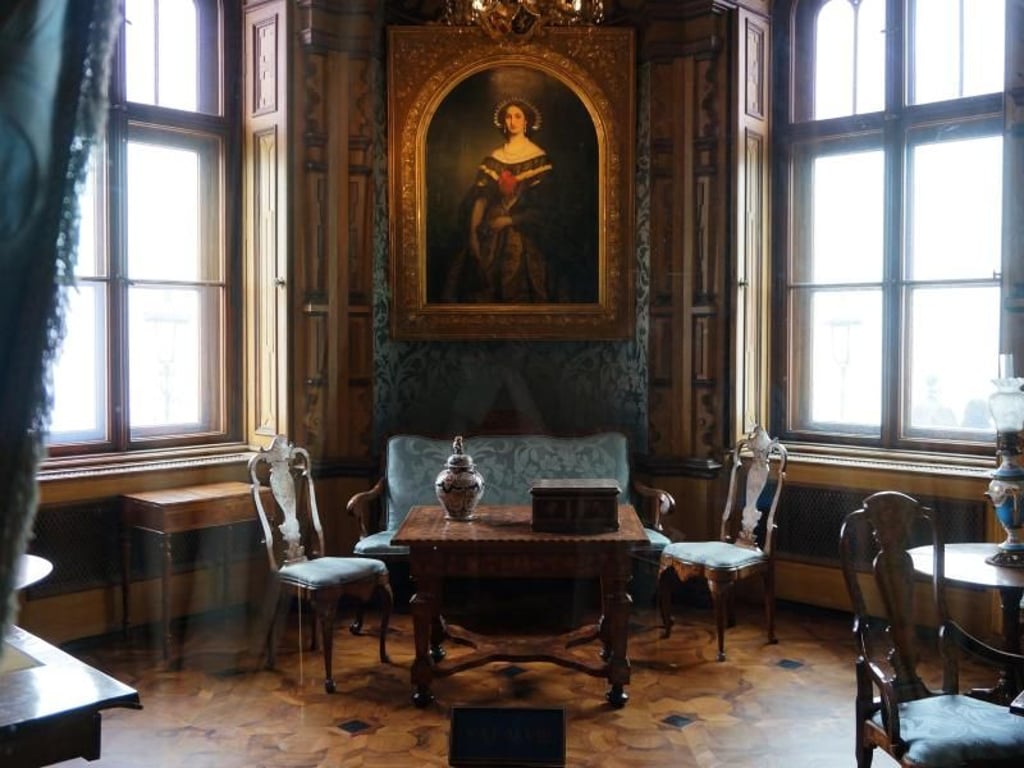 Salon von Charlotte von Belgien in Schloss Miramare - für sie baute Erzherzog Ferdinand Maximilian das Anwesen. Foto: Alexandra Stahl