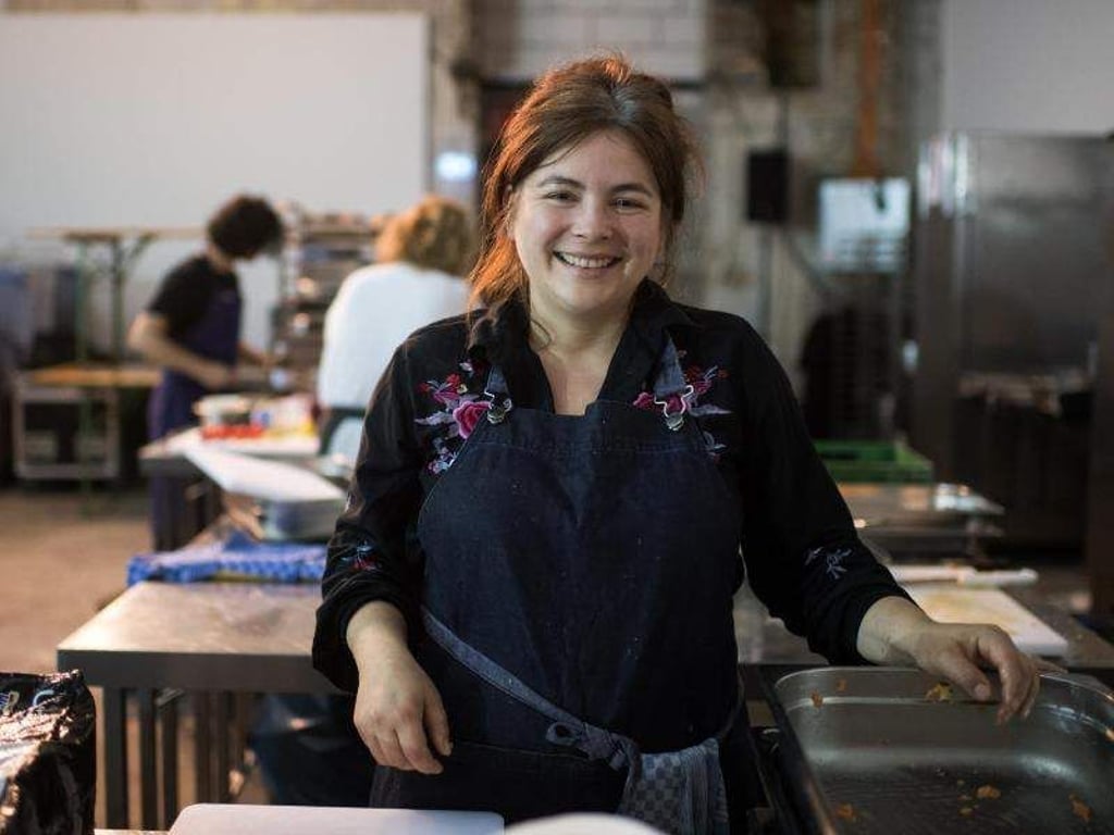 Sterneköchin Maria Groß liebt den Käsekuchen ihrer Mutter. Foto: Bernd von Jutrczenka