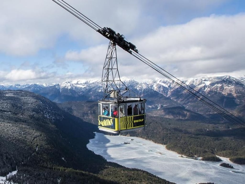 Deutschland kann bei der Rekordjagd nicht mithalten: Die Eibsee-Bahn auf der Zugspitze führt nur bis auf 2950 Meter. Foto: Bayerische Zugspitzbahn Bergbahn AG/Winterholler
