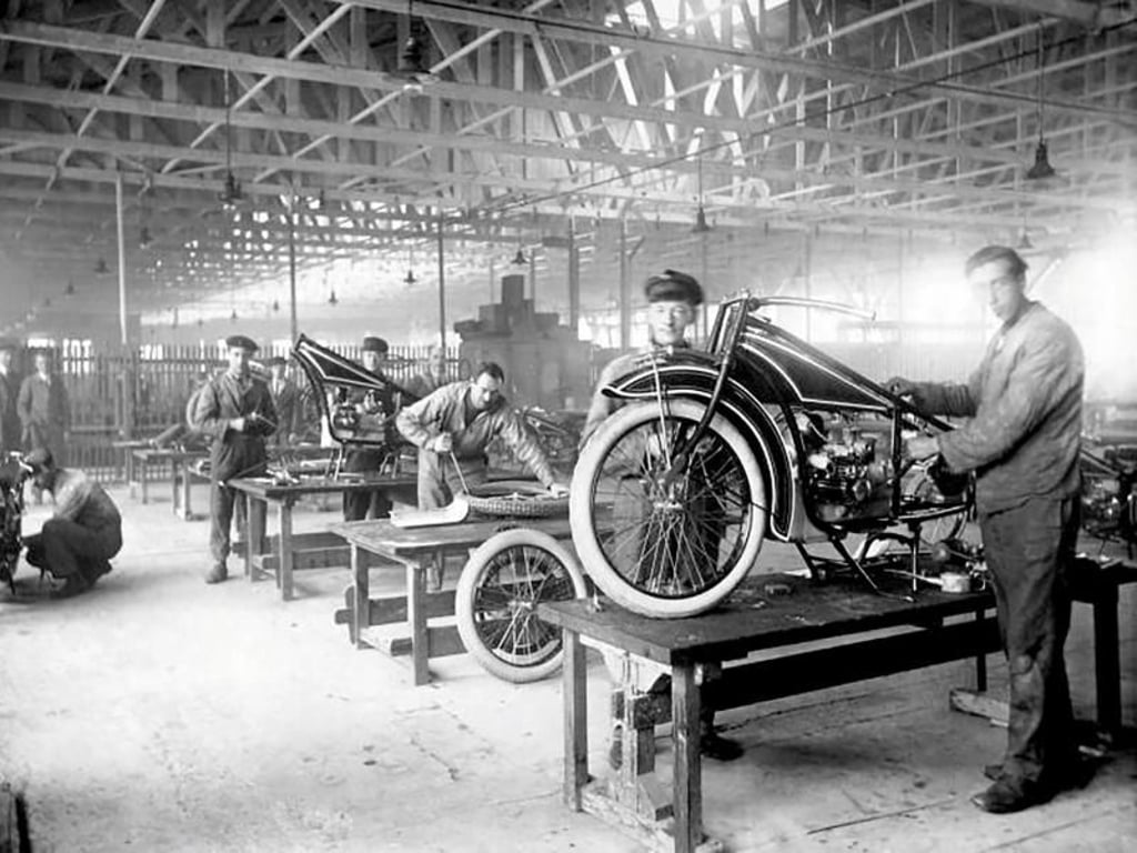 BMW AG