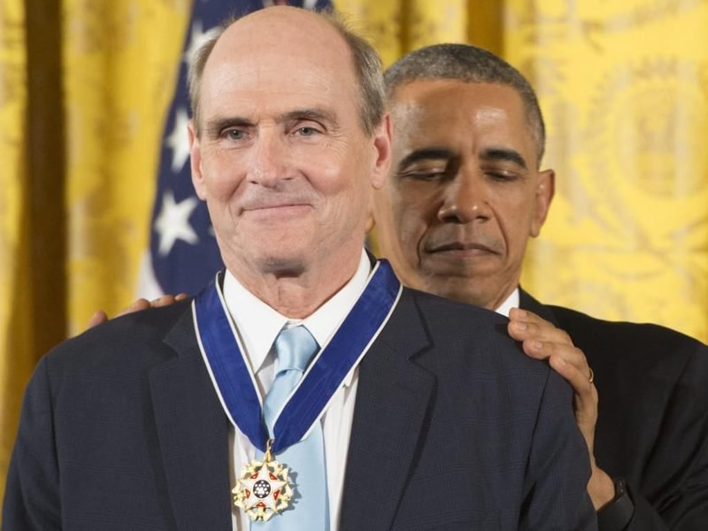 Auch Musiker James Taylor (l.) wurde von Obama ausgezeichnet. Foto: Michael Reynolds