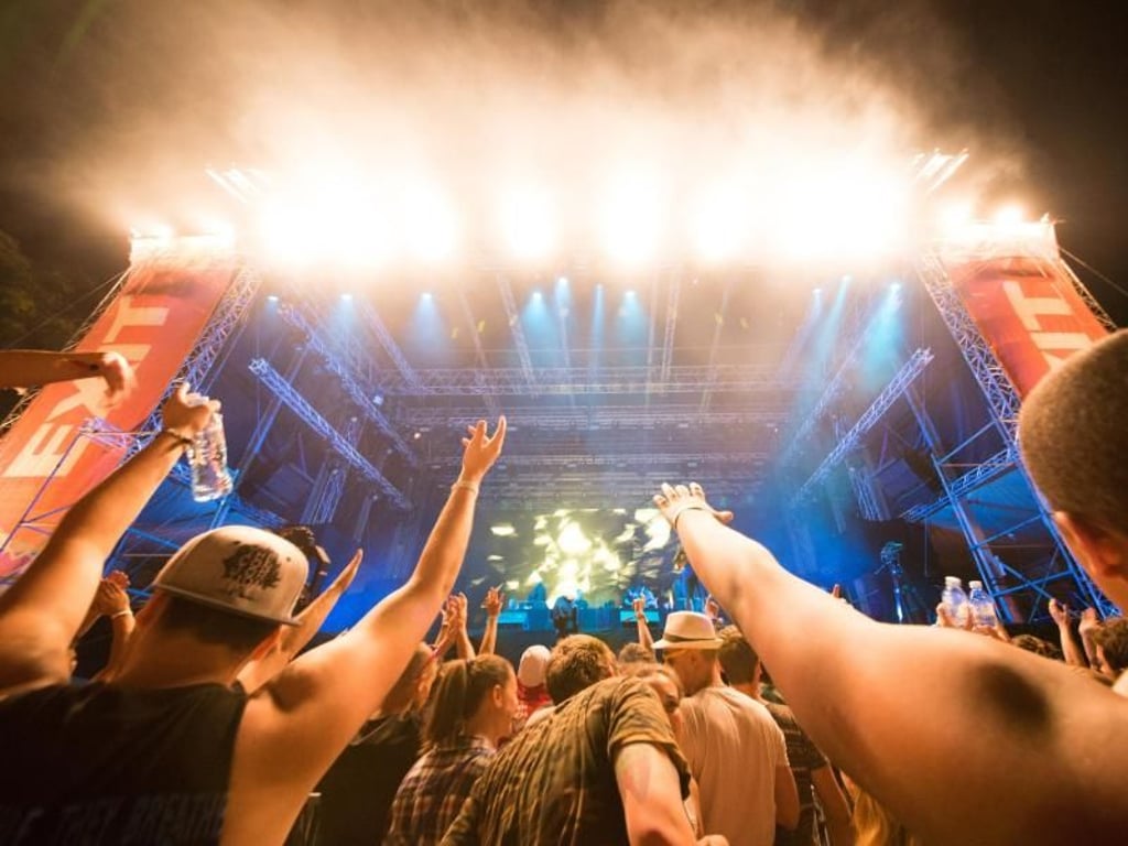 Das Festival Exit steigt auf der alten Festung Petrovaradin im serbischen Novi Sad vom 7. bis 10. Juli. Die Gäste: unter anderem Ellie Goulding, Wiz Khalifa oder Robin Schulz. Foto: EXIT Photo Team