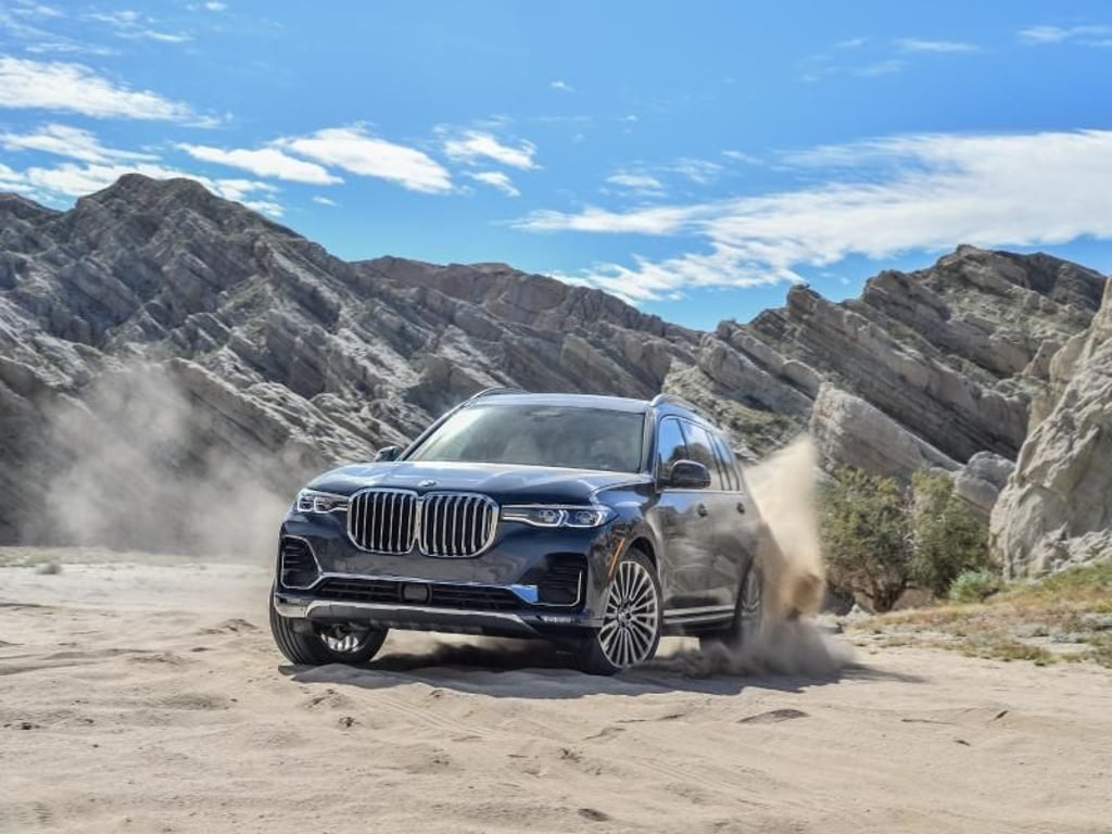 Der Benziner im X7 40i leistet 250 kW/340 PS. Foto: BMW